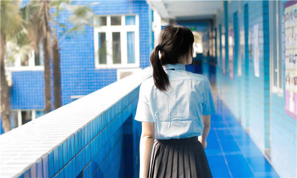 佳县如何找到一个可以帮助我生孩子的女人？
